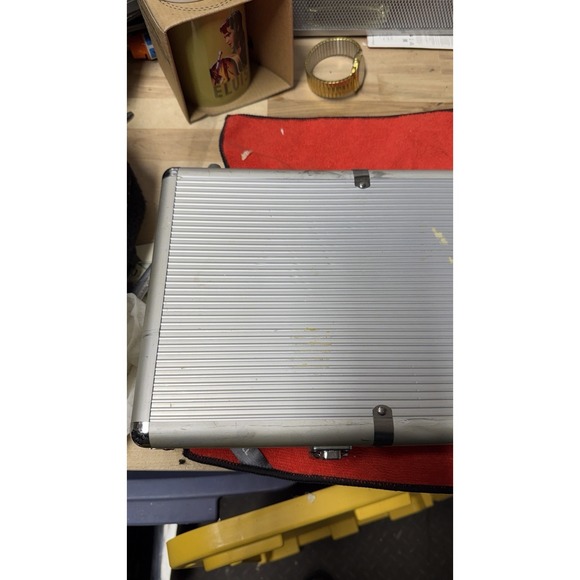 Poker Chip Set with Aluminum Case – 300+ Chips, 2 Decks Bicycle, Dealer Buttons - Picture 10 of 11